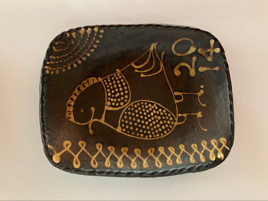 山田洋次作スリップウェア　鳥模様平皿