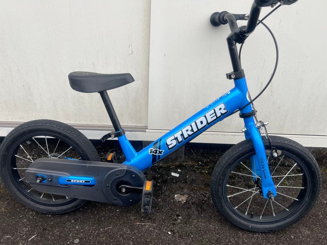 STRIDER 14x キッズバイク 青 14インチ サドル調整簡単
