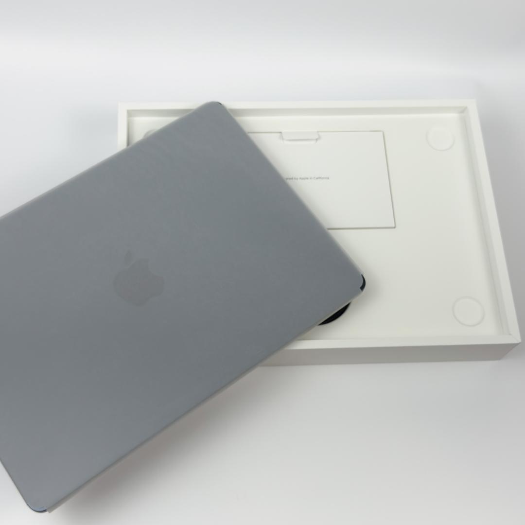 MacBook Air 2024 13.6インチ M3 16GB 256GB