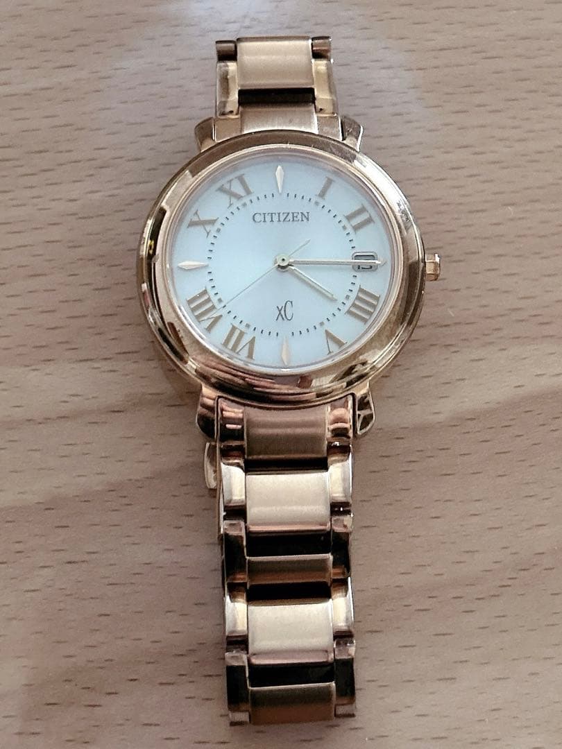 CITIZEN クロスシー ソーラーhikari コレクション 腕時計レディース