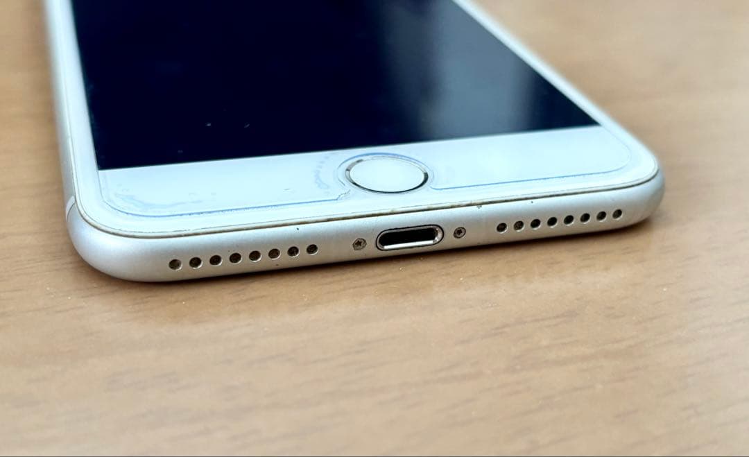 iPhone8 Plus シルバー 64GB SIMフリー 本体 箱付き