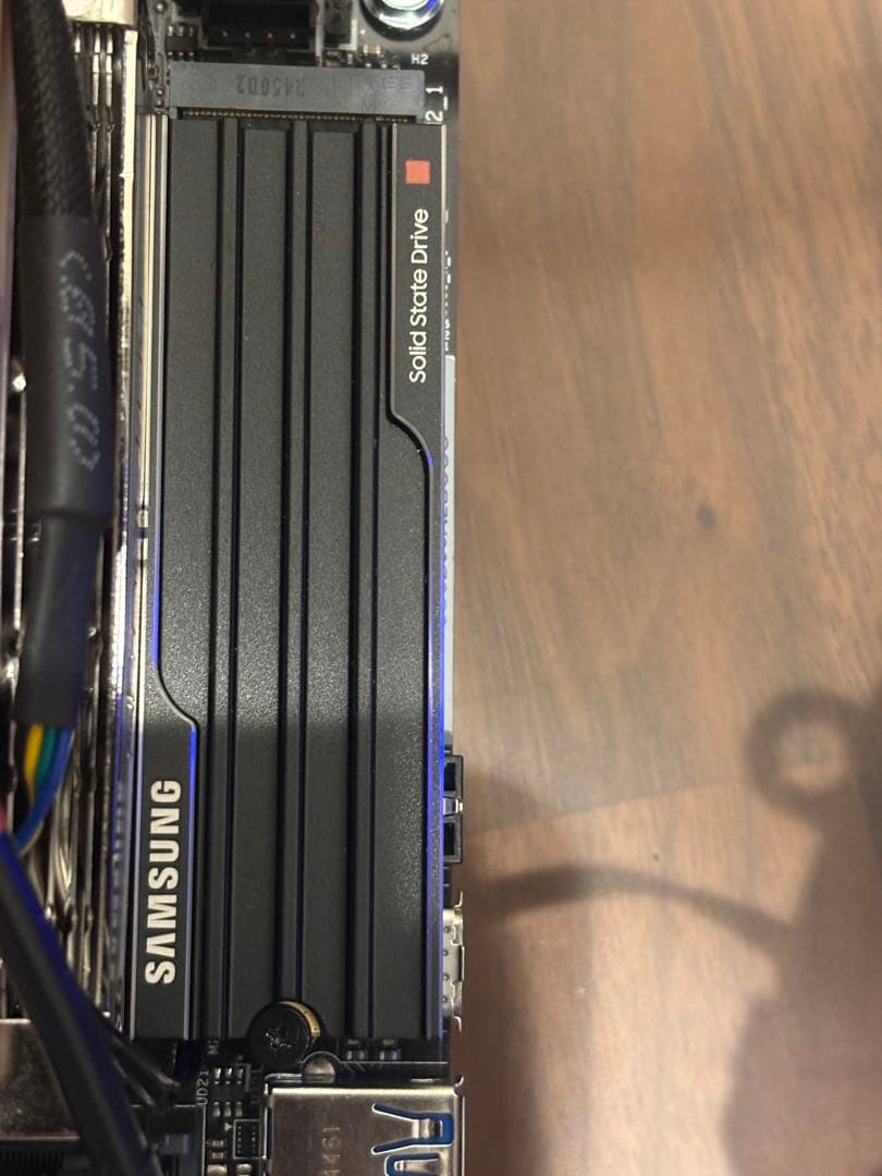 【極限】DeskMini X600 × Ryzen 5 9600X ×光速SSD