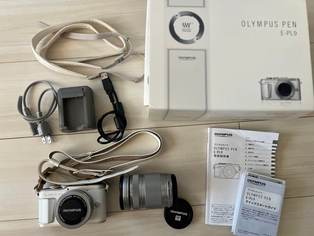 OLYMPUS PEN E-PL9 本体とレンズ2本　ストラップ付
