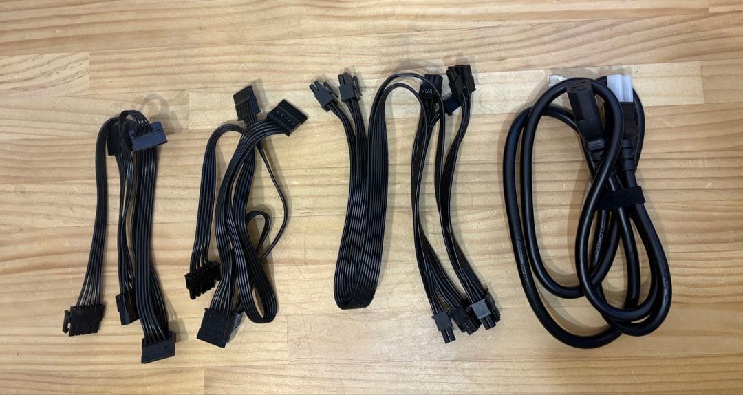 【土日緊急値下げ】FSP DAGGER 850W SFX電源