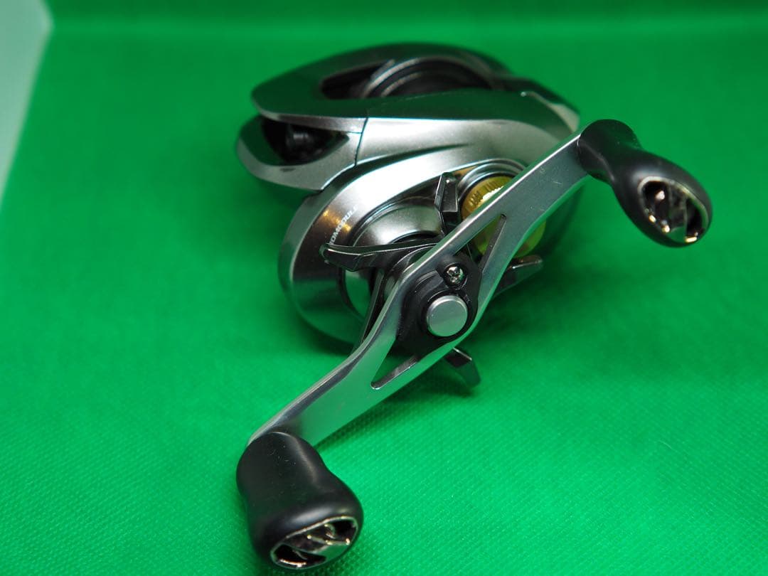 SHIMANO 17クロナークmgl 150XGLギア比8.5 カスタム多数