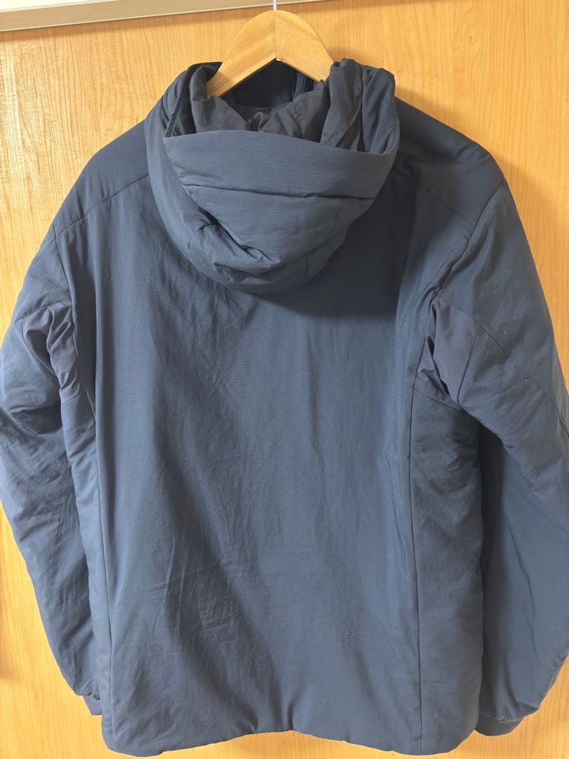 Mサイズ　アトムarフーディ　アークテリクス　ブラックサファイア　arフーディー