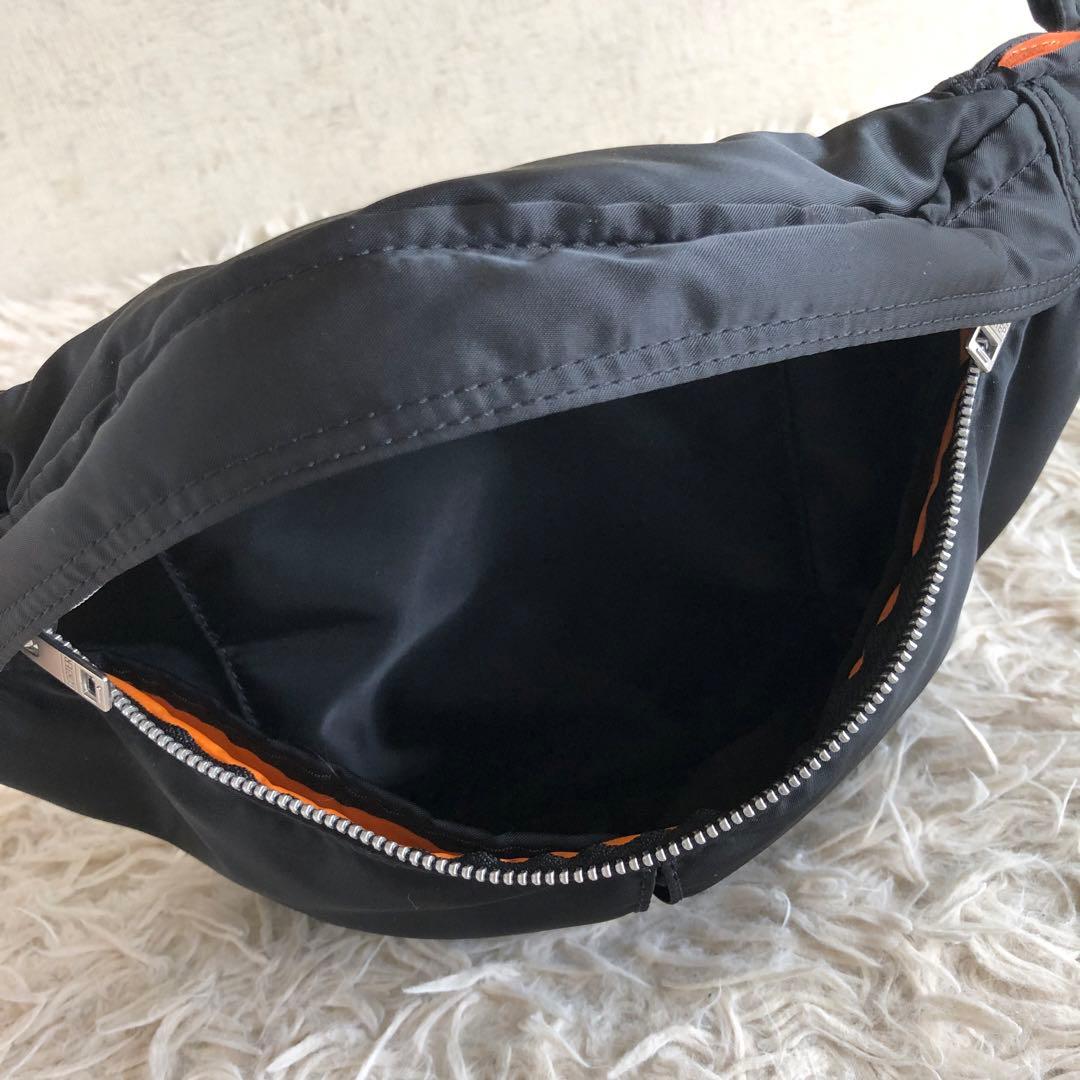 【ほぼ未使用 現行】ポーター　吉田カバン　ボディバッグ　黒　タンカー