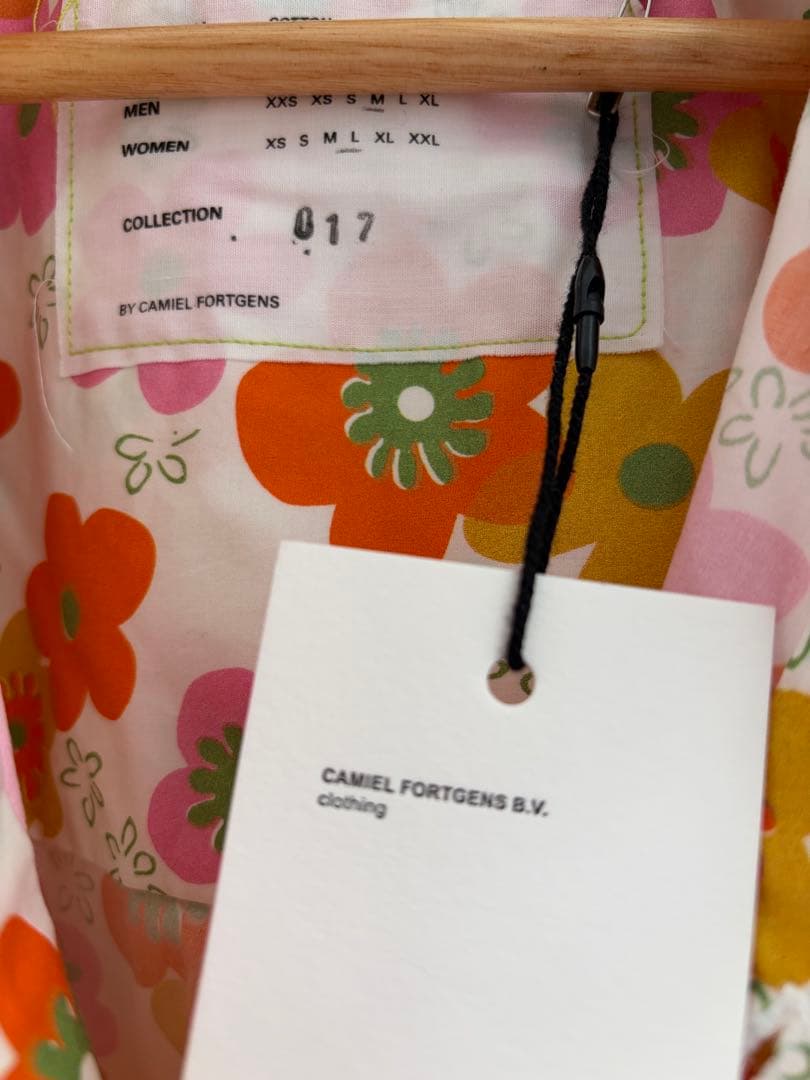 CAMIEL FORTGENS B.V. 花柄 長袖シャツ