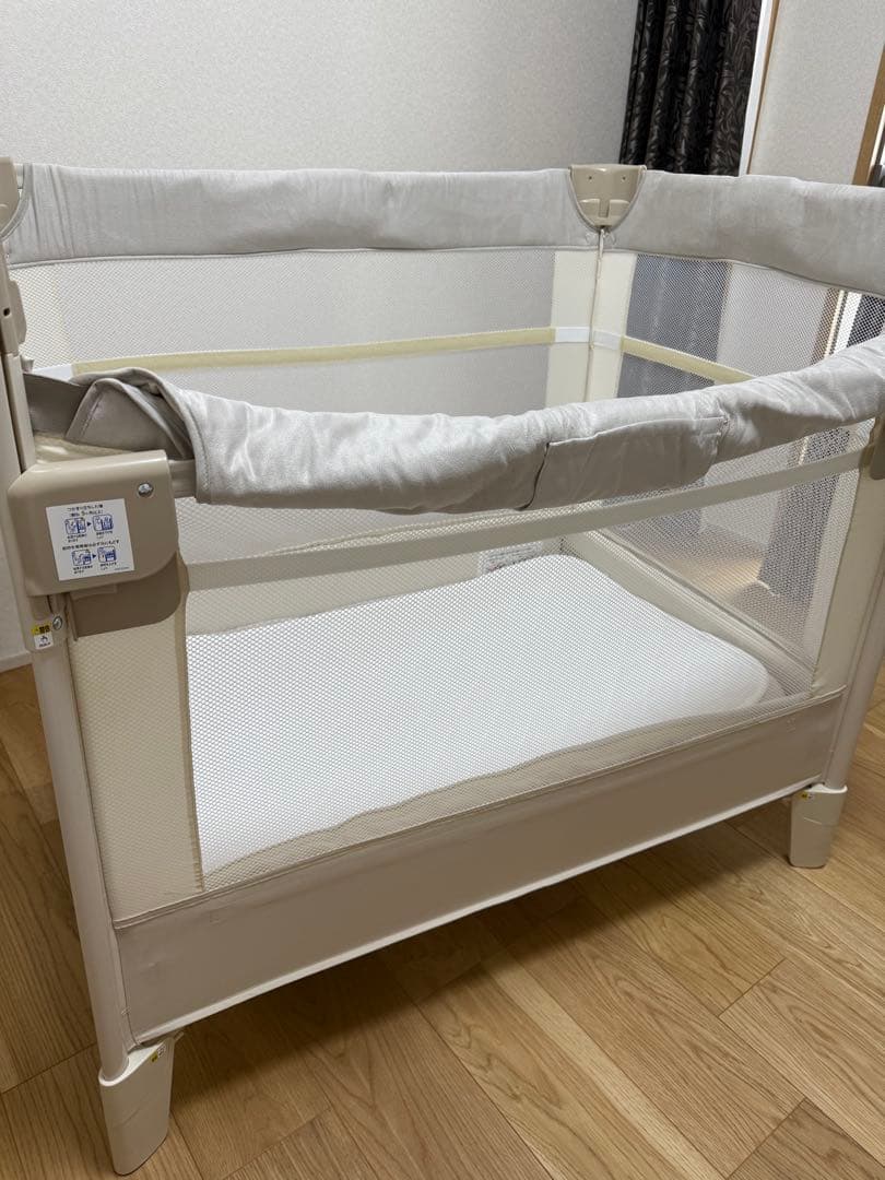 ココネルエアープラス　ベビーベッド　美品　説明書付き