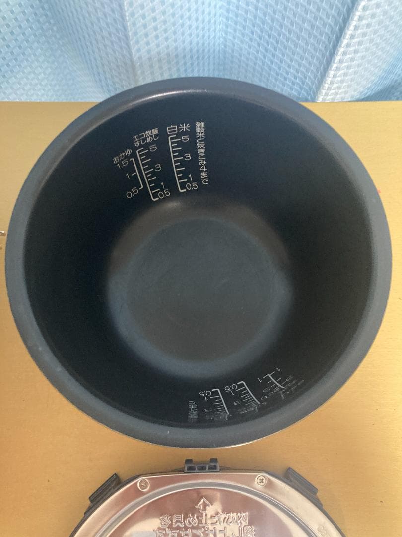 ★美品★ZOJIRUSHI NW-VA10型 IH炊飯ジャー19年製 1,0L