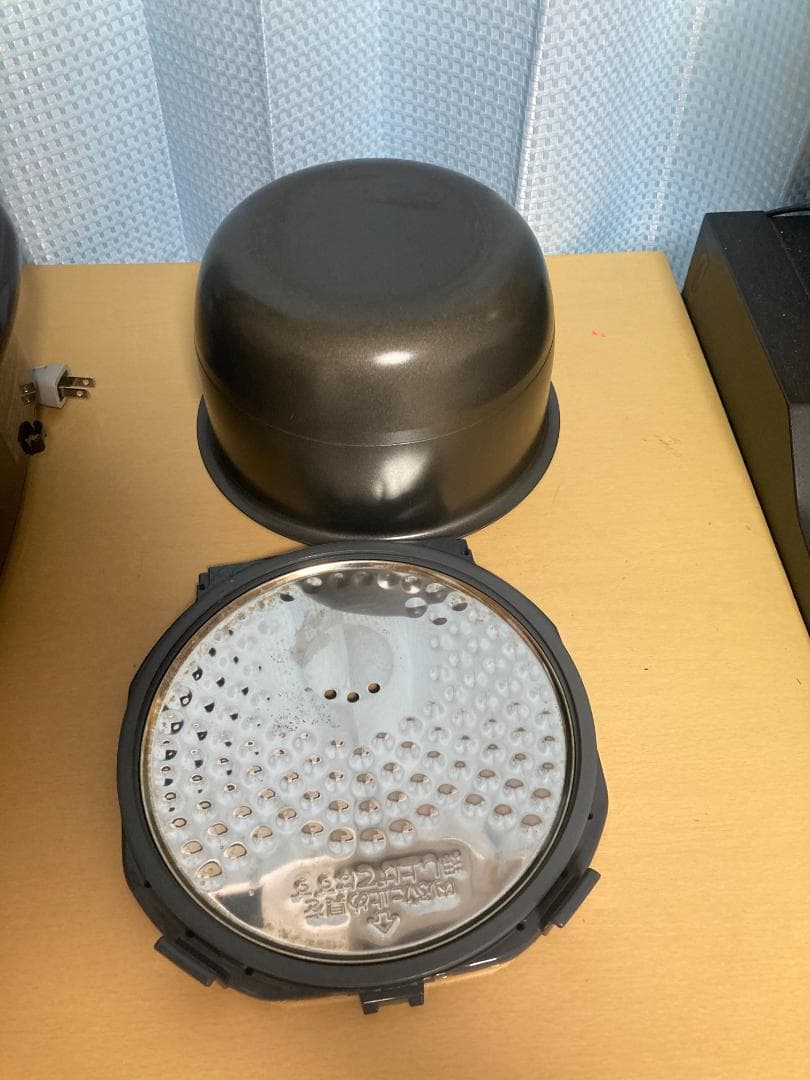 ★美品★ZOJIRUSHI NW-VA10型 IH炊飯ジャー19年製 1,0L