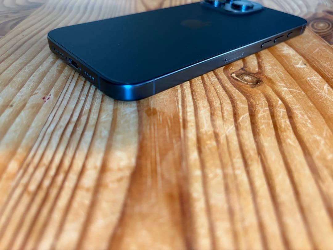 iPhone 15 Pro Max ブルーチタニウム 512GB