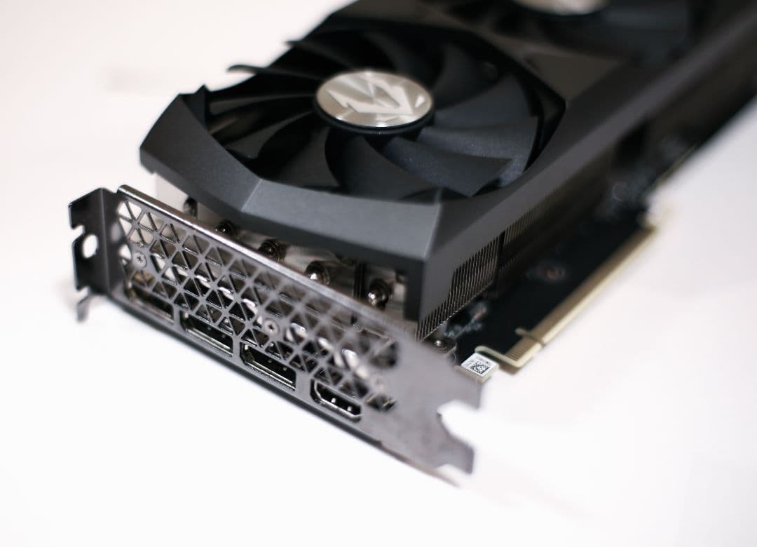ZOTAC GeForce RTX3070 ジャンク品 通電はしますが