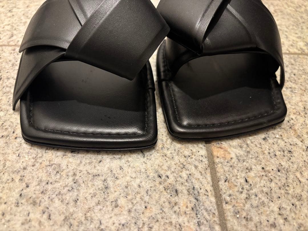 ACNE STUDIOS｜MUSUBI スライド サンダル