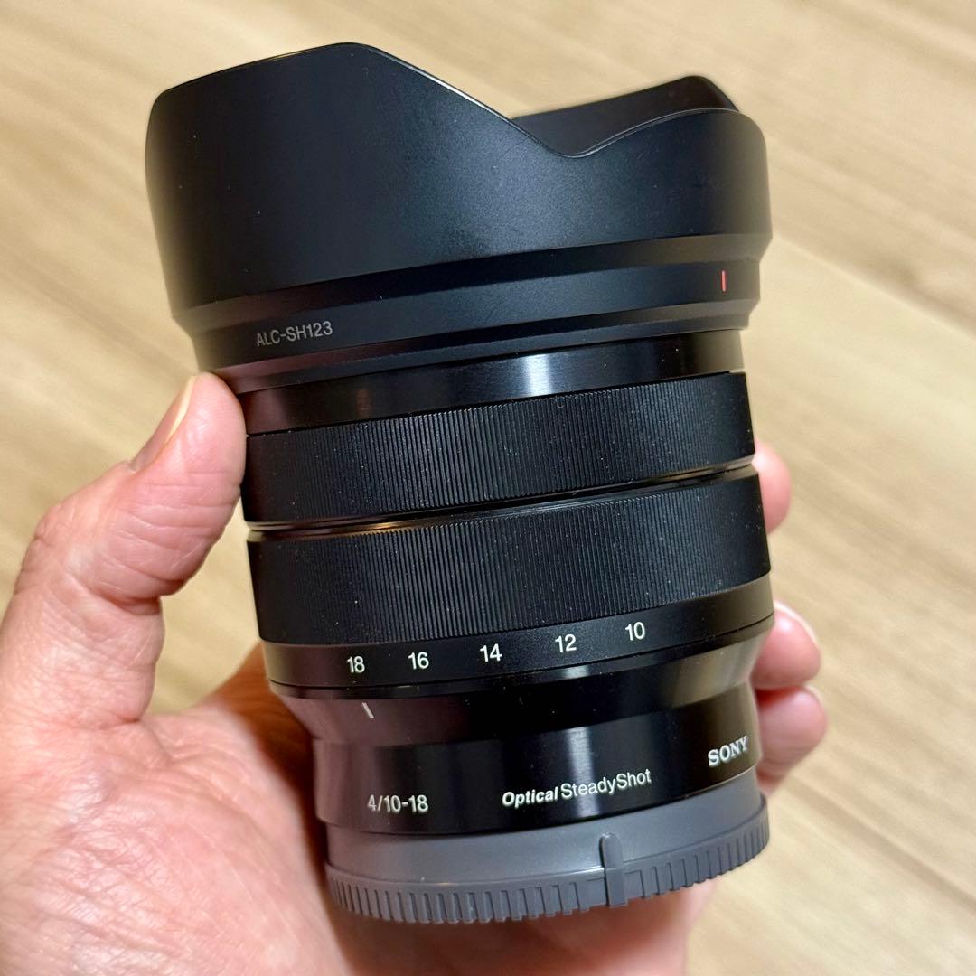 SONY E 10-18mm F4 OSS レンズ
