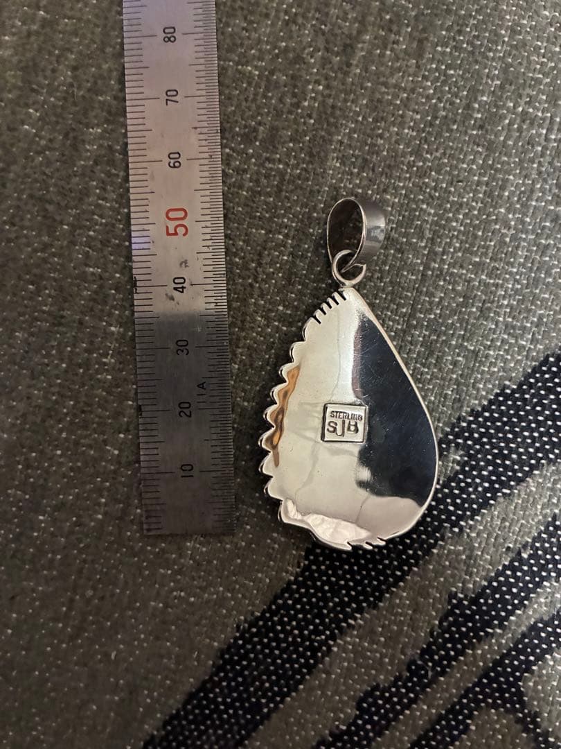 Steven J Begayペンダントトップ