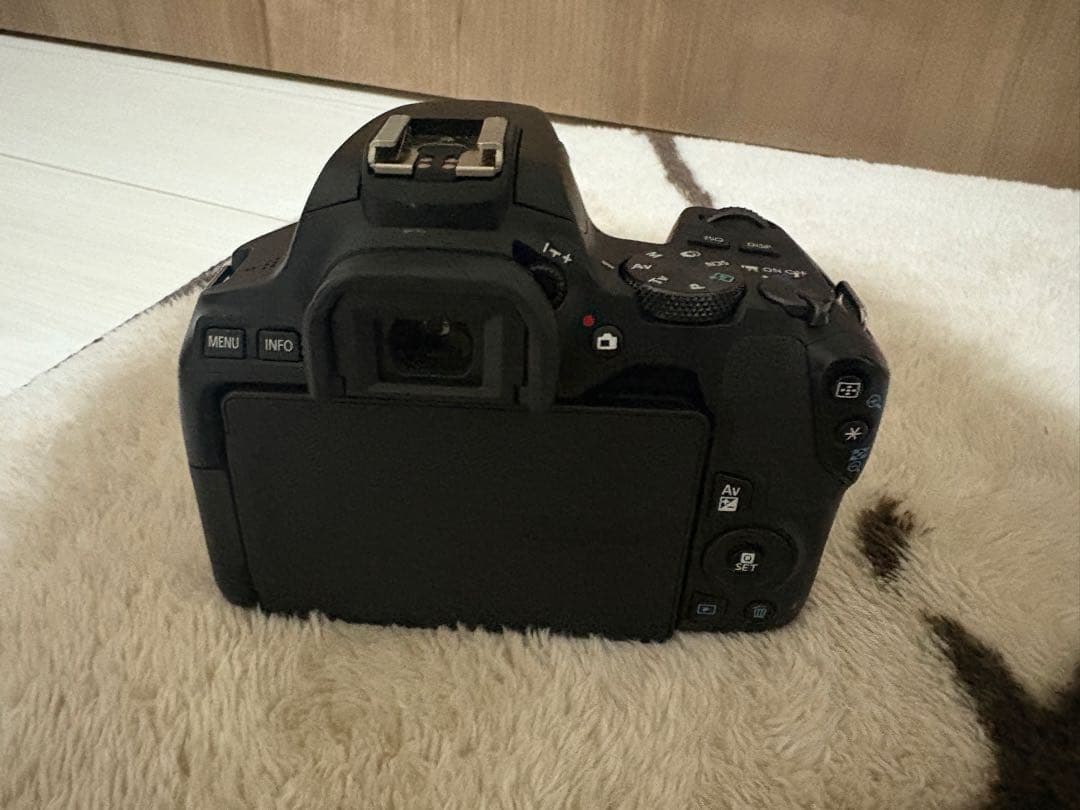 Canon デジタル一眼レフカメラ kissx10