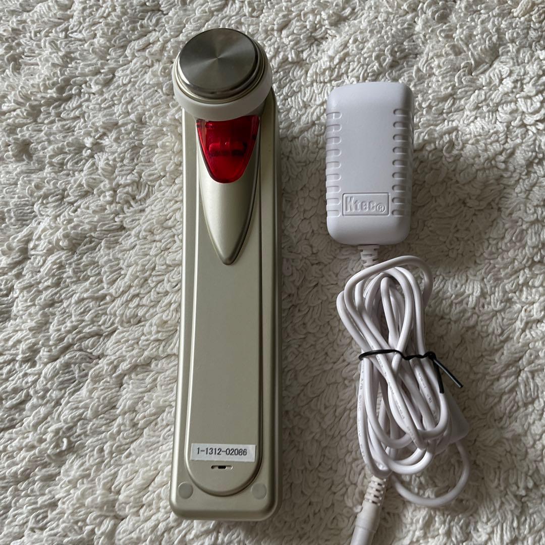 ラメンテ　オーロラG+ 美顔器