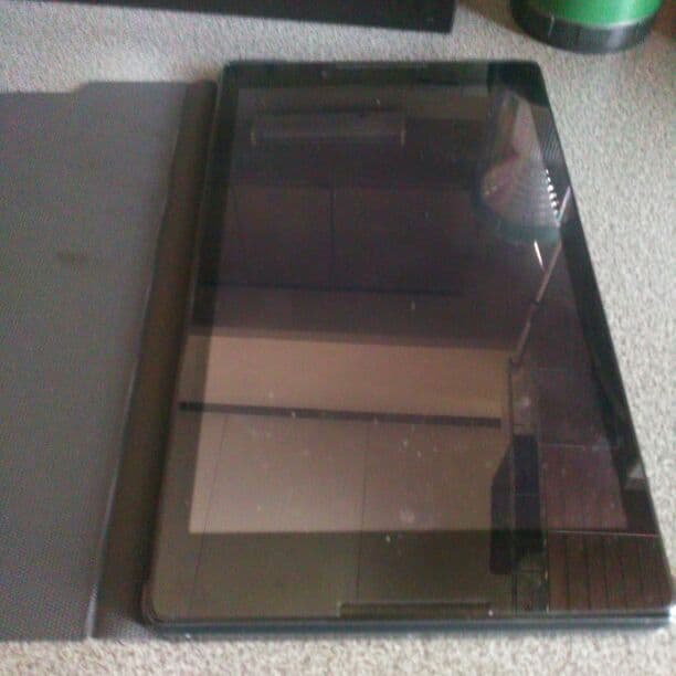 Ymobile　タブレット　ブルー