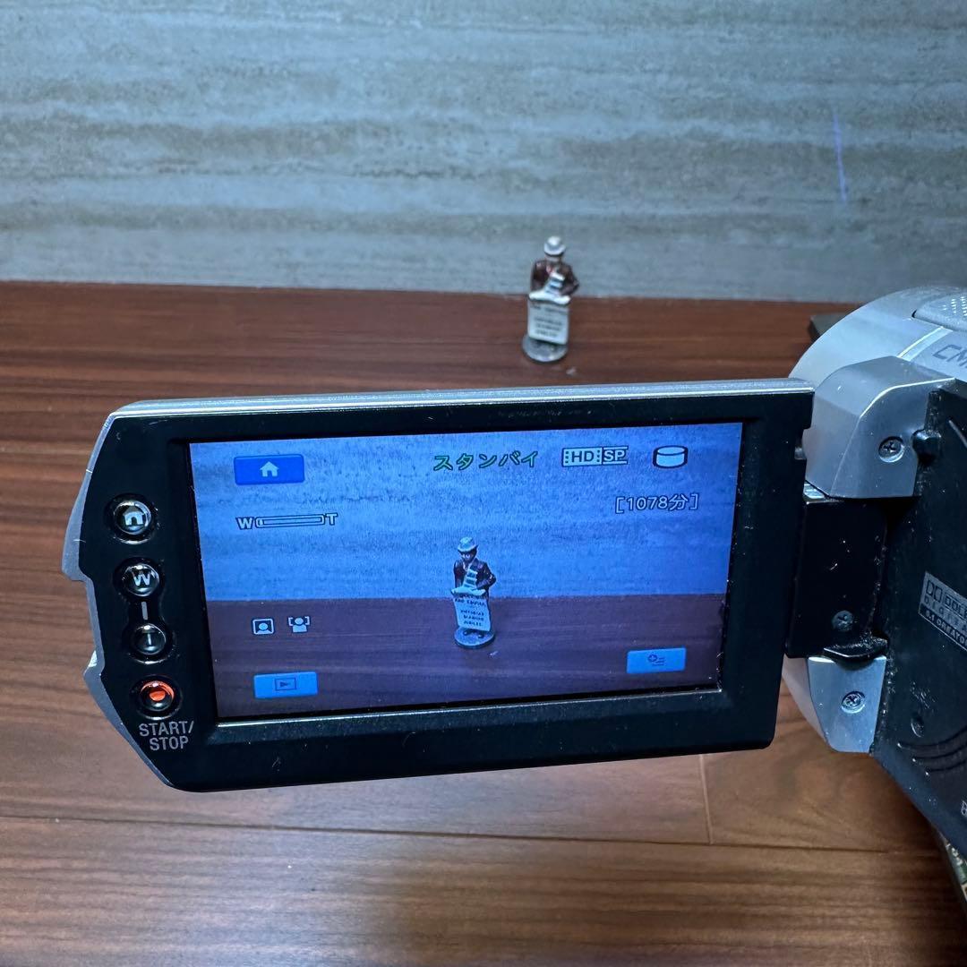 Canon デジタルビデオカメラ iVIS HF S11 ほぼ新品 5348