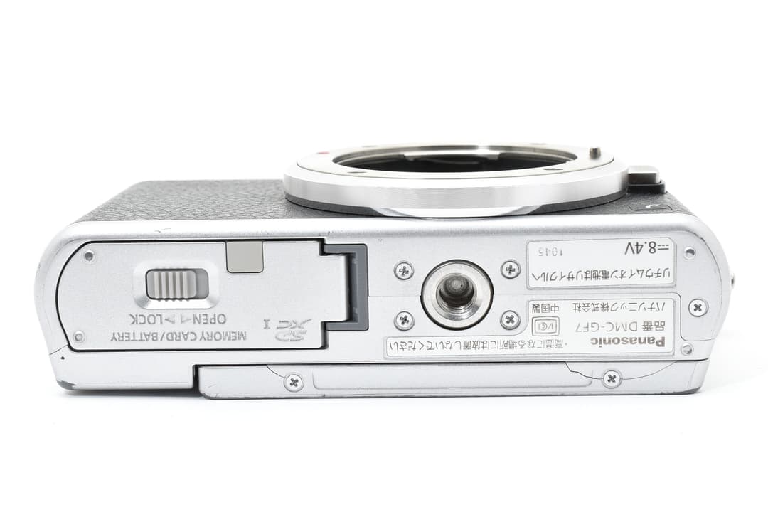 PANASONIC DMC-GF7 シルバー ボディ 0097