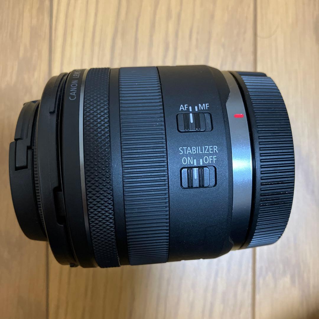 RF35 MACRO IS STM レンズフード、保護レンズ付き
