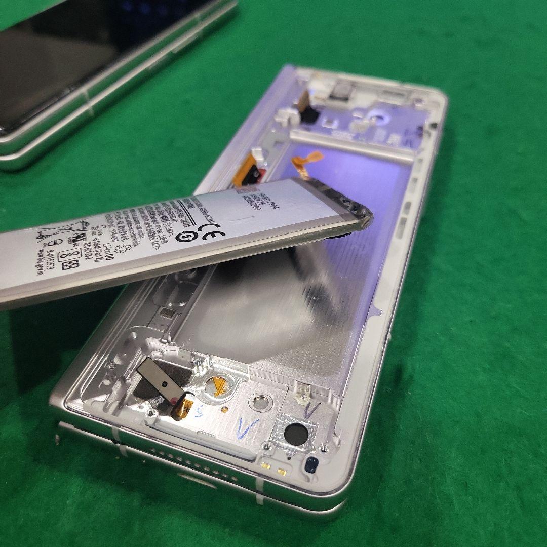 Samsung Galaxy Z Fold 3 シルバー 本体　ジャンク