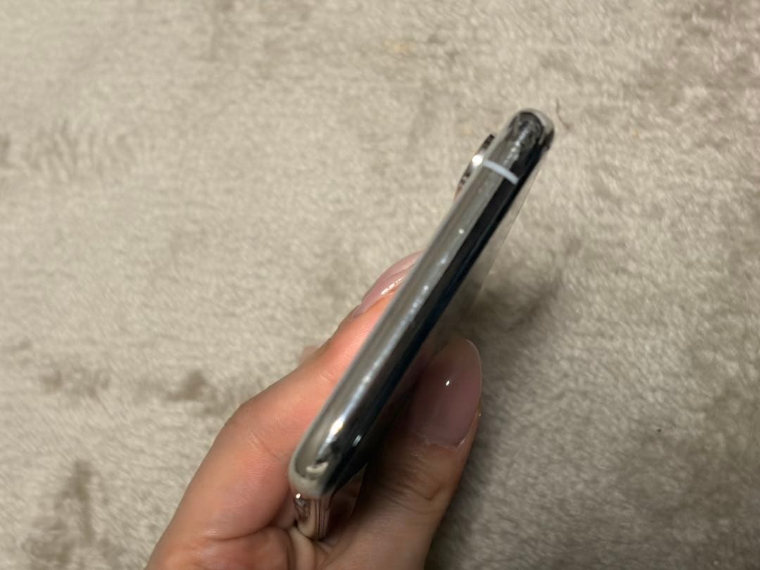 iPhone Xs 256GB シルバー