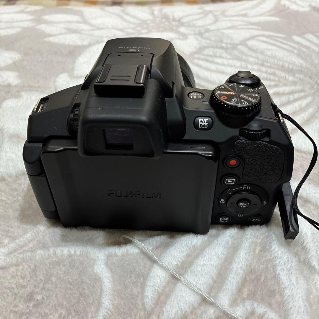美品　50倍ズーム　FUJIFILM FinePix（ファインピックス） S1