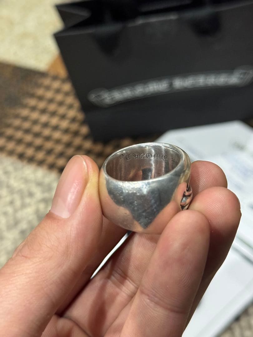 Chrome Hearts オーバルクロス25号