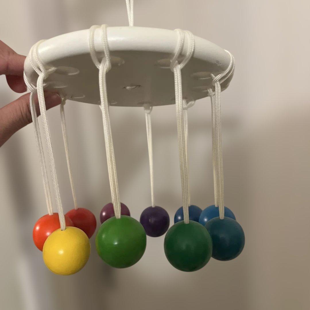 カラフル木製ボールモビール　wakuケルンボール