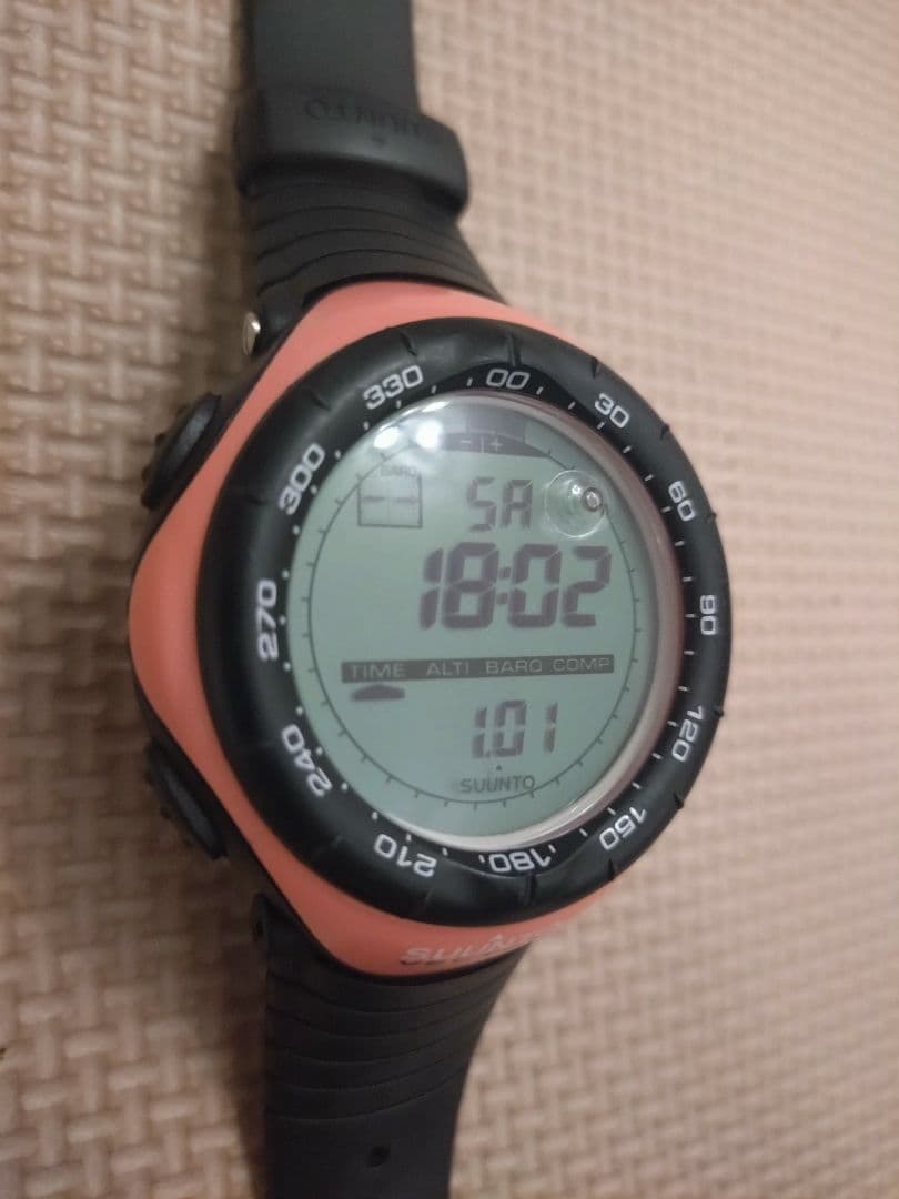 超美品 スント ベクター ピンク SUUNTO VECTOR pink