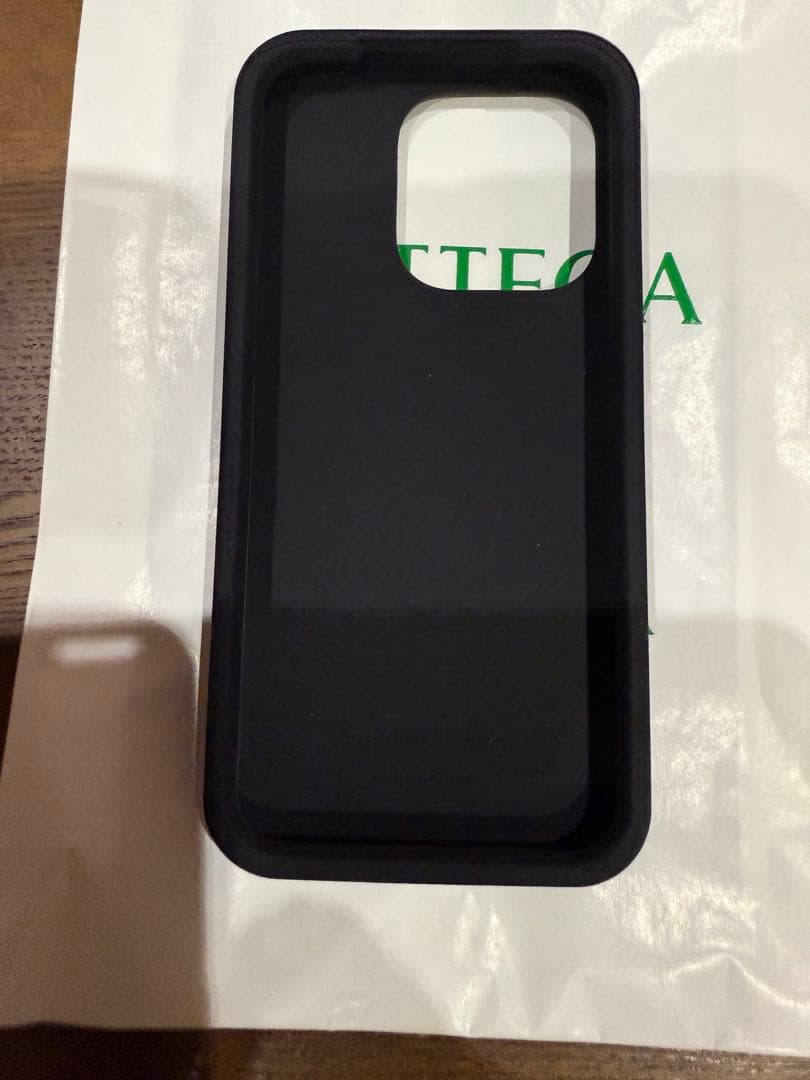 BOTTEGA VENETA iPhone15proケース黒 新品未使用品