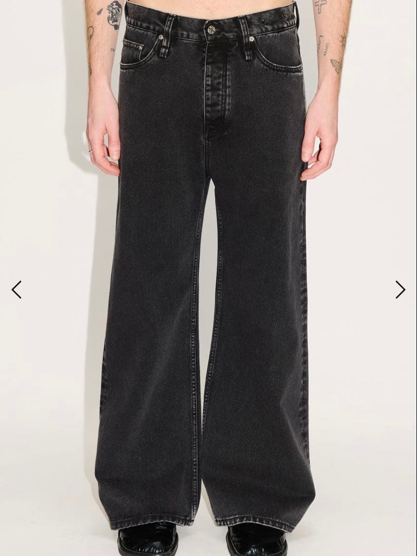 新品未使用！HOPE SKID JEANSブラック ワイドデニム　30/32