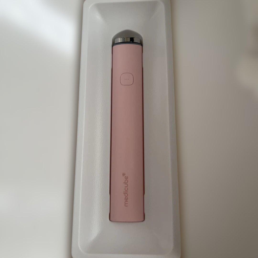 medicube 美顔器 スティック型 ピンク