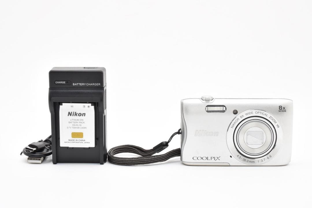 Nikon COOLPIX S3700 シルバー コンパクトデジタルカメラ