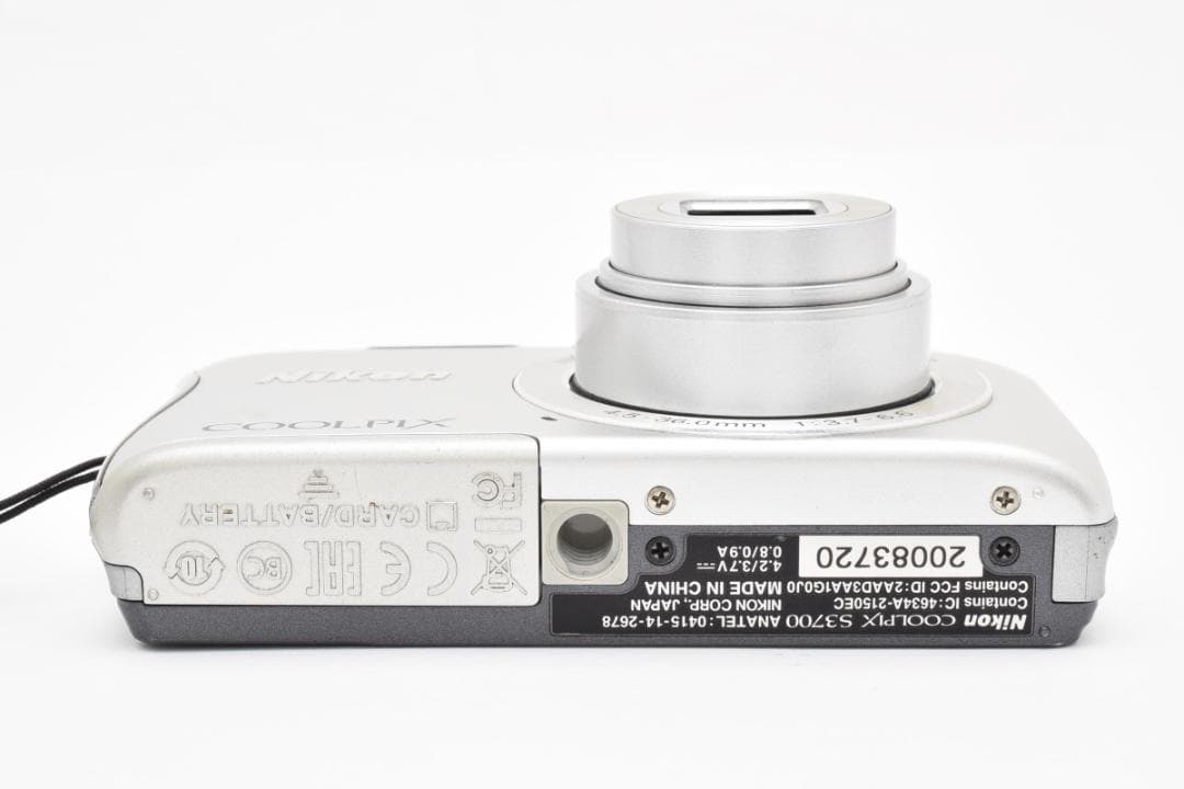 Nikon COOLPIX S3700 シルバー コンパクトデジタルカメラ