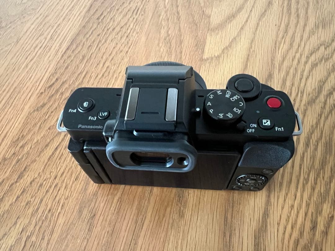 Panasonic LUMIX DC-G100DK 自動開閉式レンズキャップ付