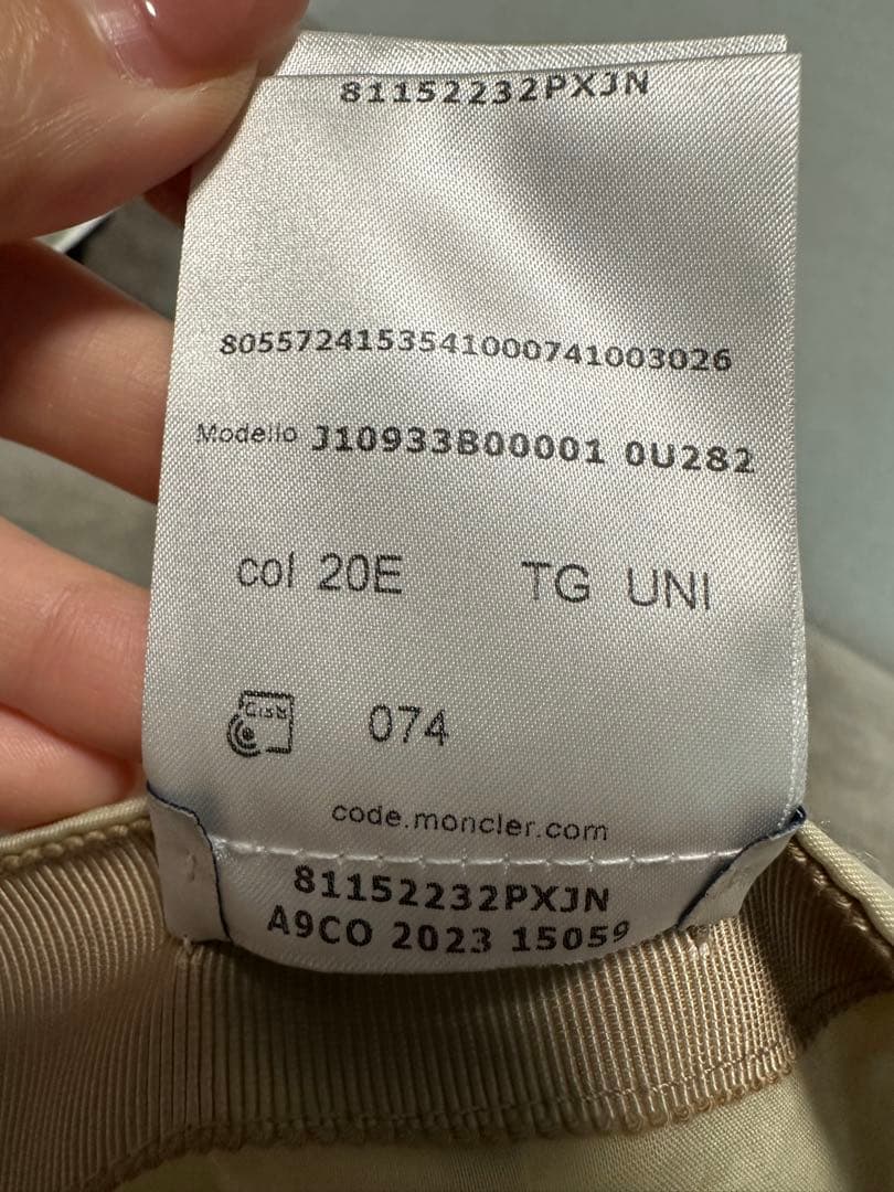 新品【MONCLER】モンクレールベースボールキャップ