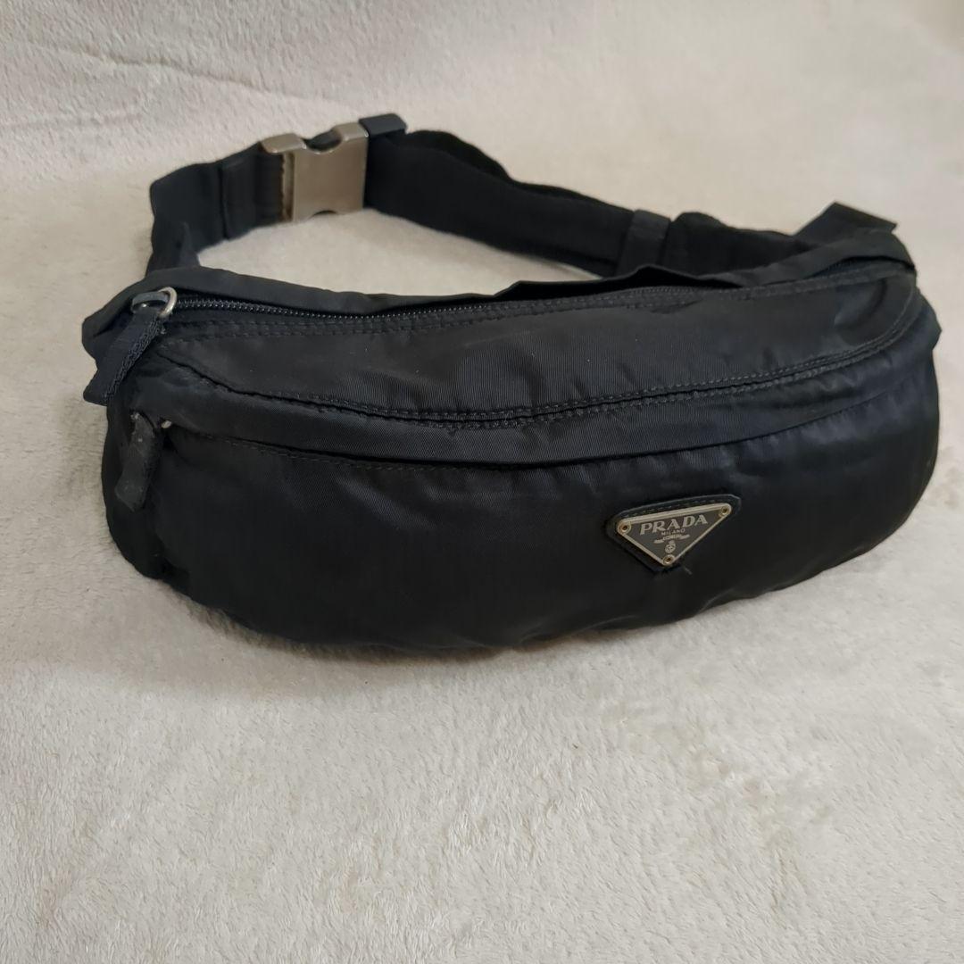 PRADA ボディバッグ ブラック テスートナイロン 三角ロゴ ウエストポーチ