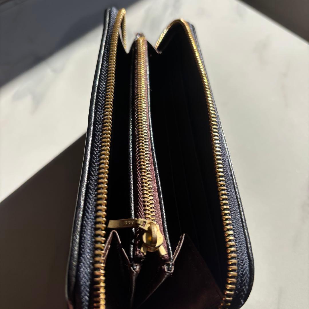 土屋鞄製　黒レザー長財布 ラウンドファスナー