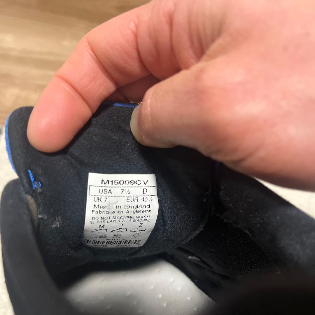 靴 New Balance M1500.9 CV