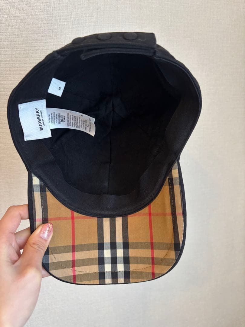 Burberry ブラックチェックベースボールキャップ M