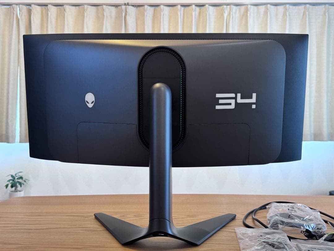 Dell Alienware 34 曲面 QD-OLED AW3423DWF