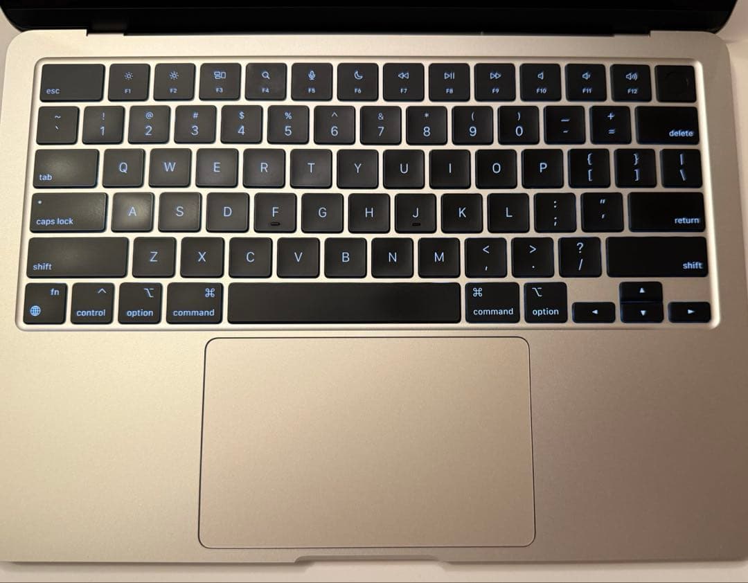 Apple MacBook Air (M2, 2022) USキーボード