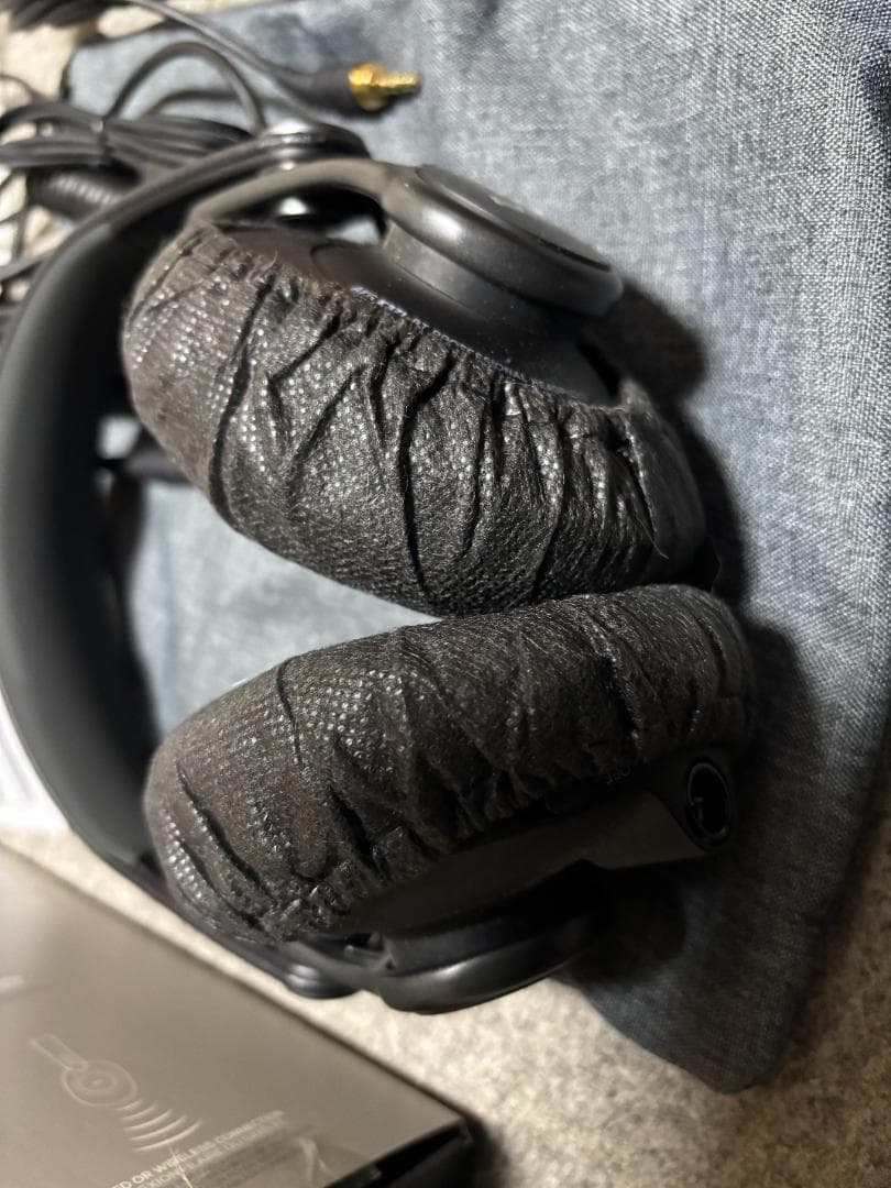 AKG K371-BT Bluetoothワイヤレス・モニターヘッドホン