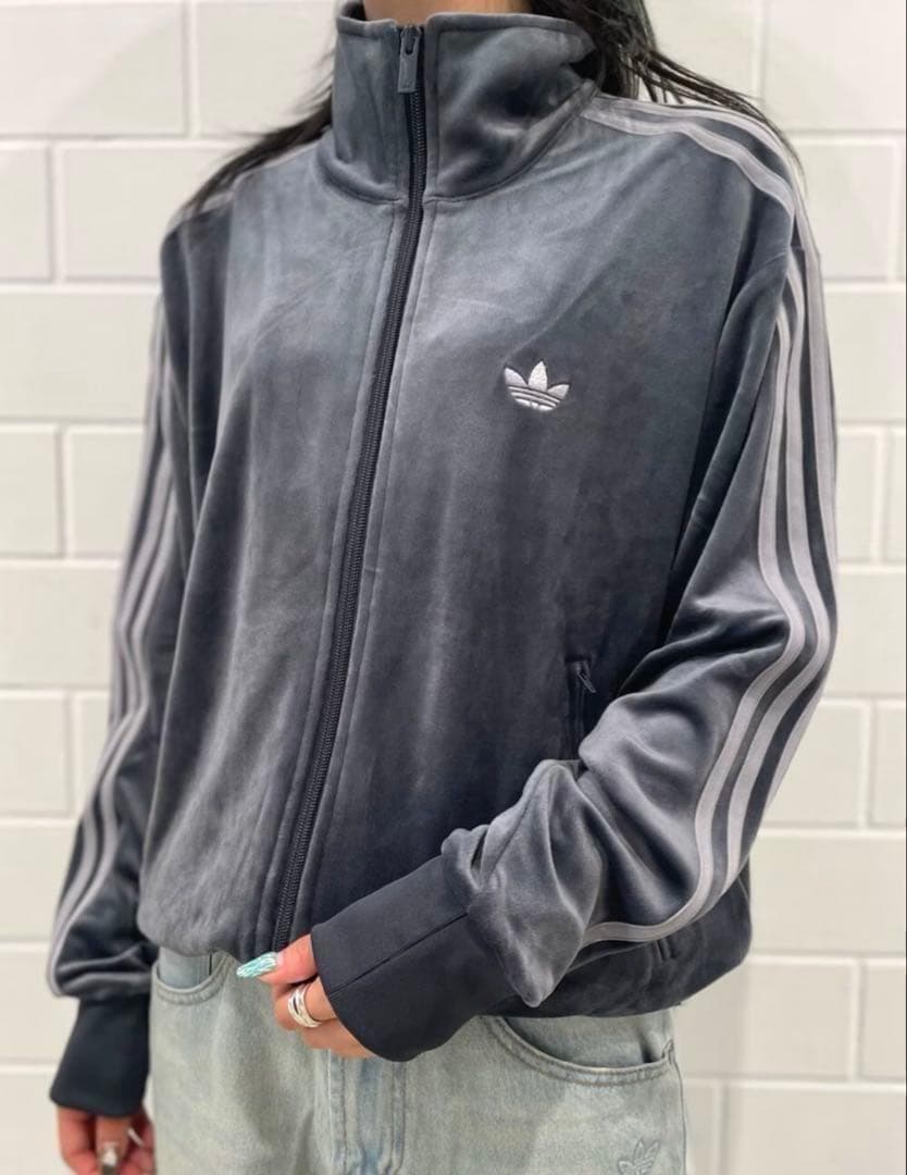 国内完売✨ アディダス トラックトップ ベロア ダークグレー XL