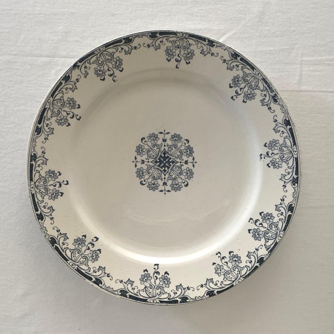 フランスアンティーク　食器　サルグミンヌ　MIGNON