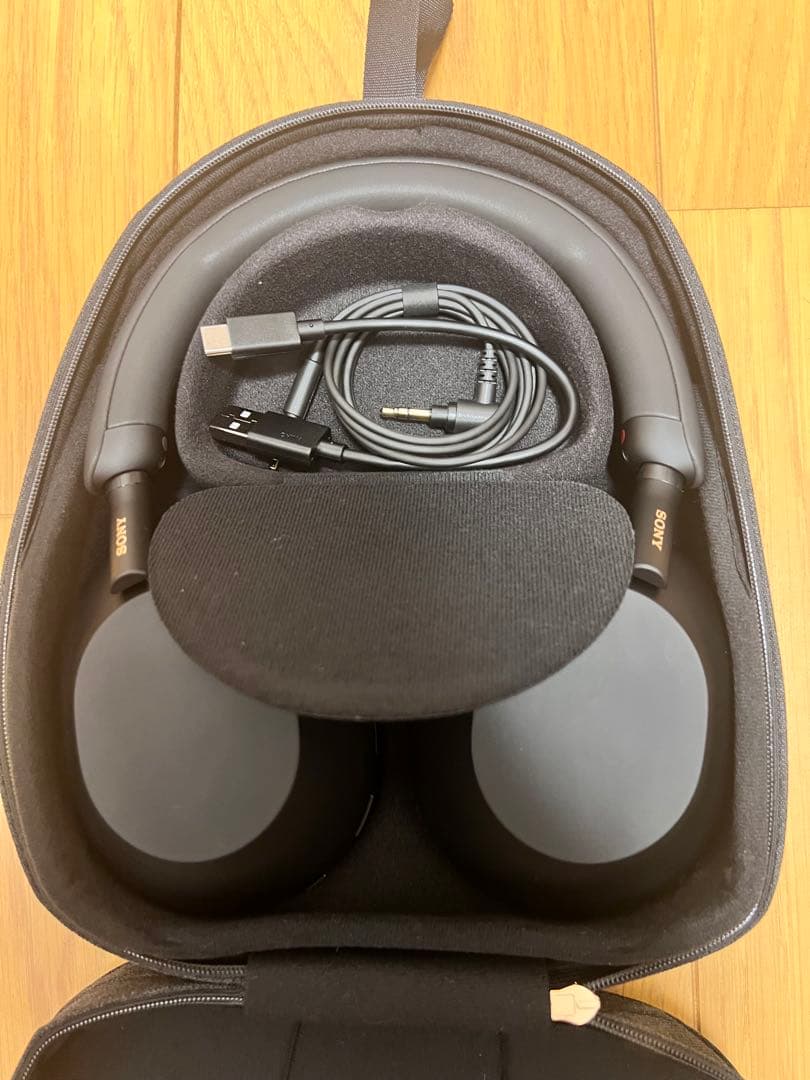 極美品　SONY WH1000XM5 ブラック