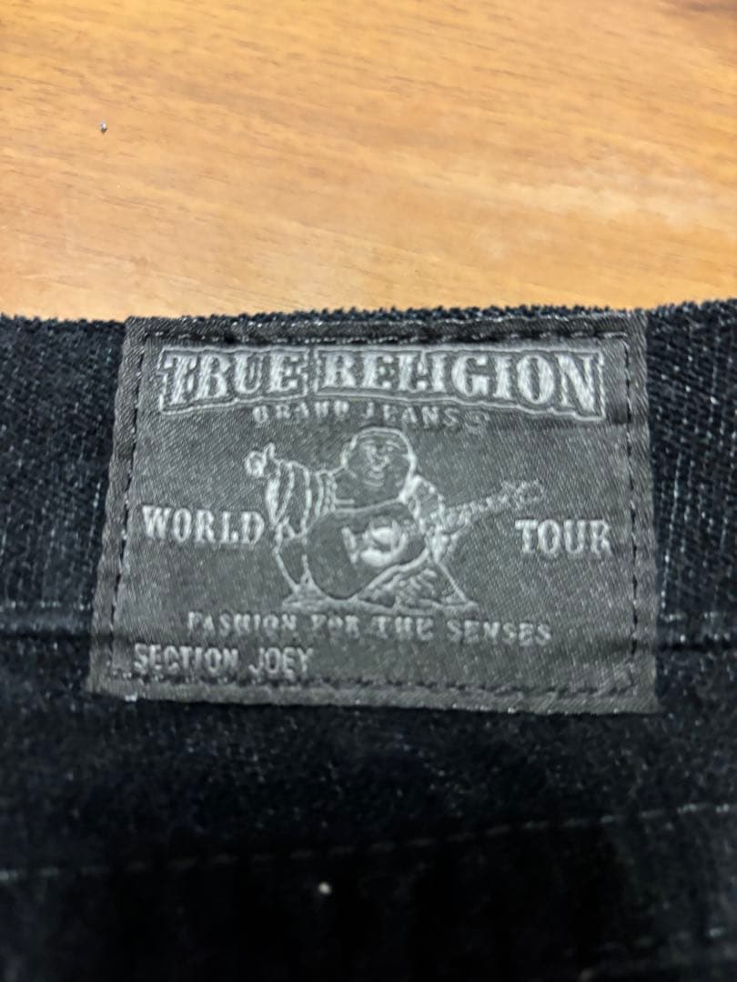 True religionコーデュロイフレアパンツ ブラック
